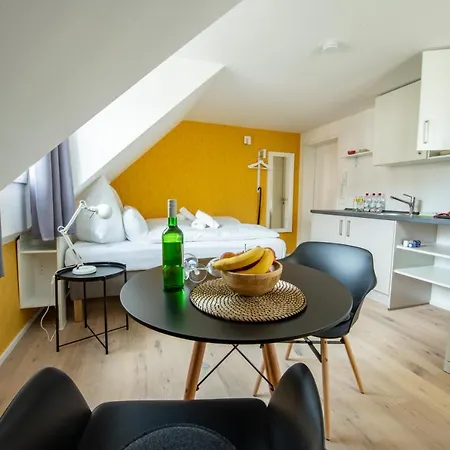 Am Schlossplatz Z. 3 Gasthof