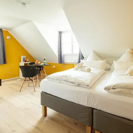 Gasthof Am Schlossplatz Z. 3 3*